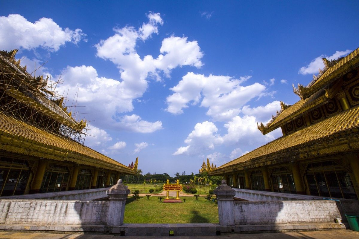 places to visit in Mandalay