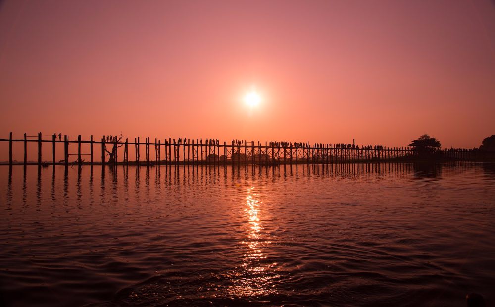 U-bein bridge sunset