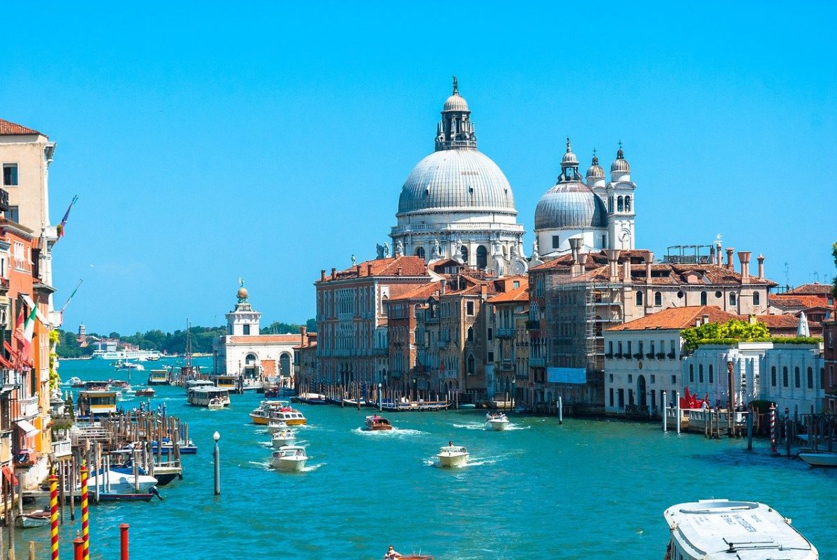 115 Venice Quotes That Will Make You Love The City of Canals More!