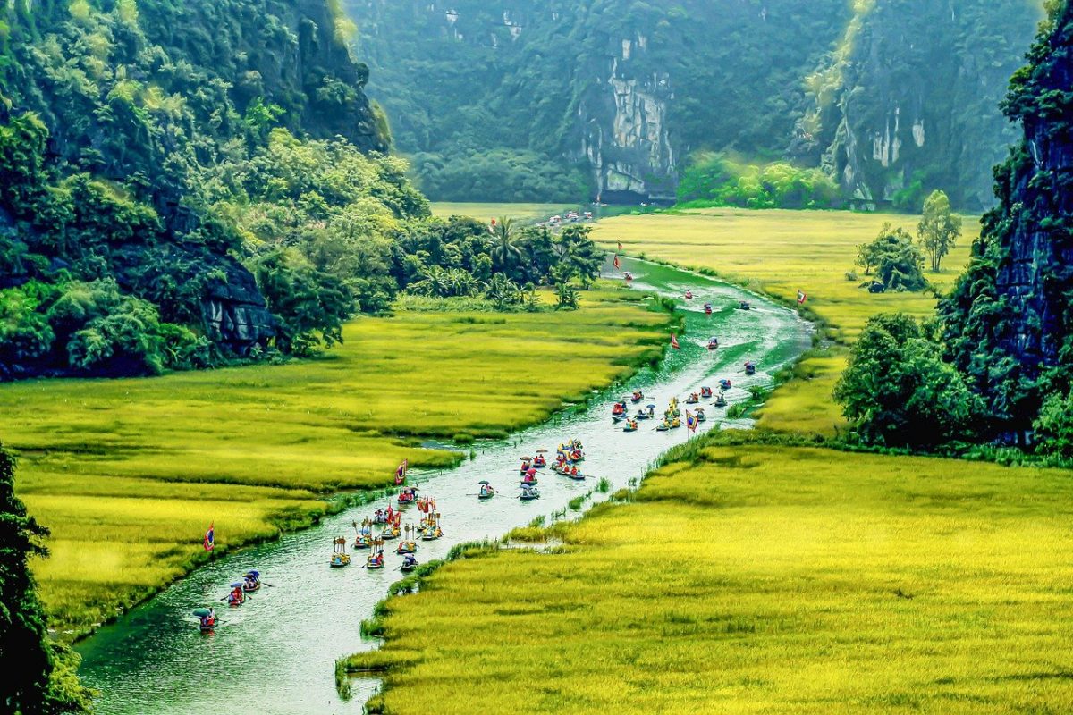 travel itinerary vietnam 3 weeks