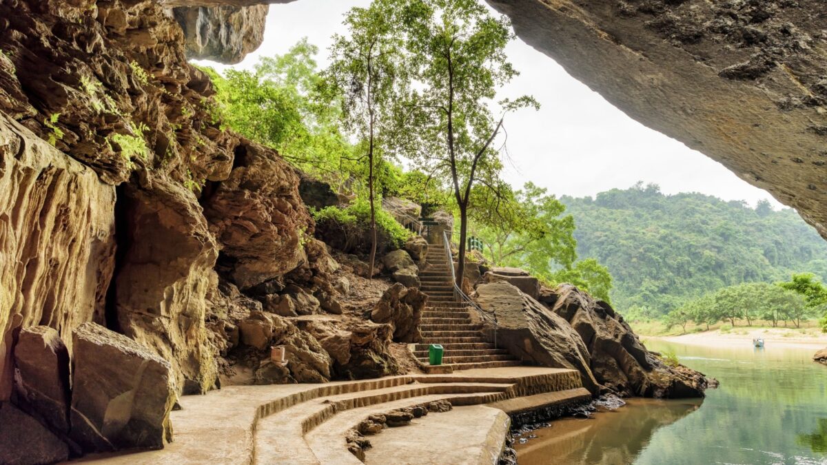 phong nha cave trip