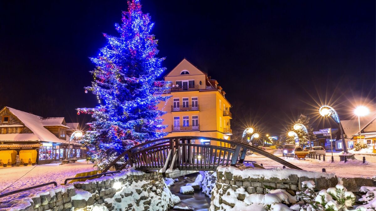 poland christmas market tours