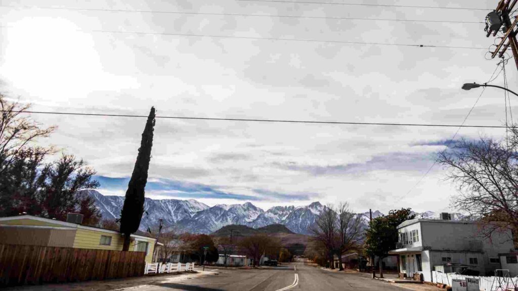 lone pines california