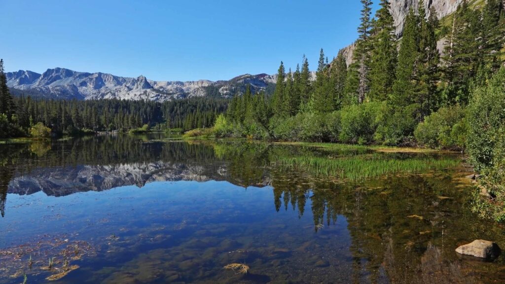 lakes at Mammoth