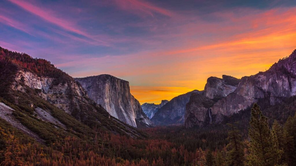 where to watch the sunrise in Yosemite