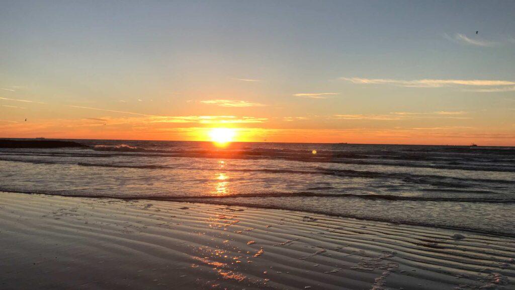 1024px x 576px - 6 Nude Beaches In Texas To Picnic In Your Birthing Suits