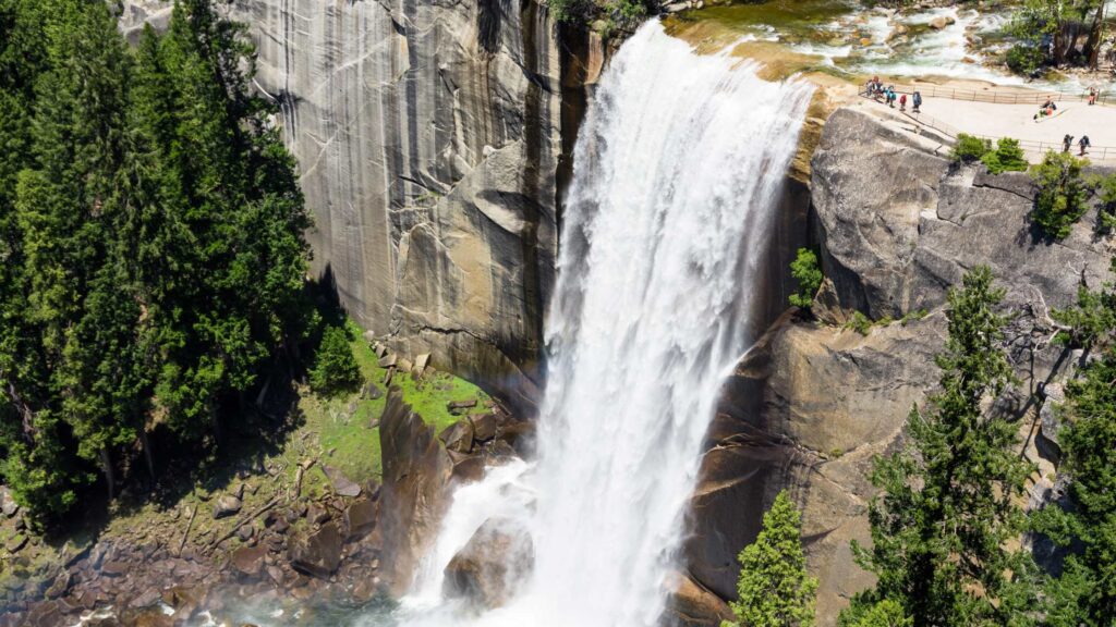 Easy Yosemite hikes