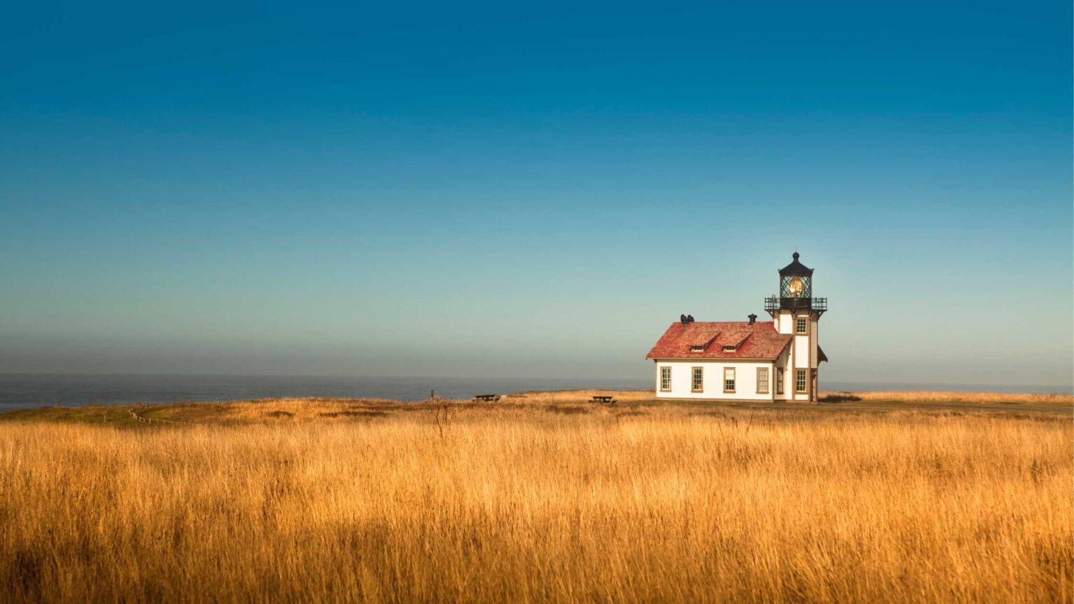 21 Pretty Lighthouses In California You Should Visit At Least Once