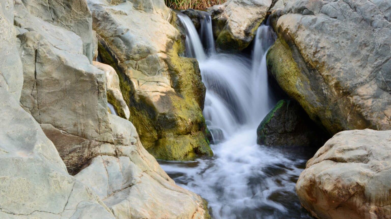 19 Pretty Waterfalls in Southern California You Should Visit